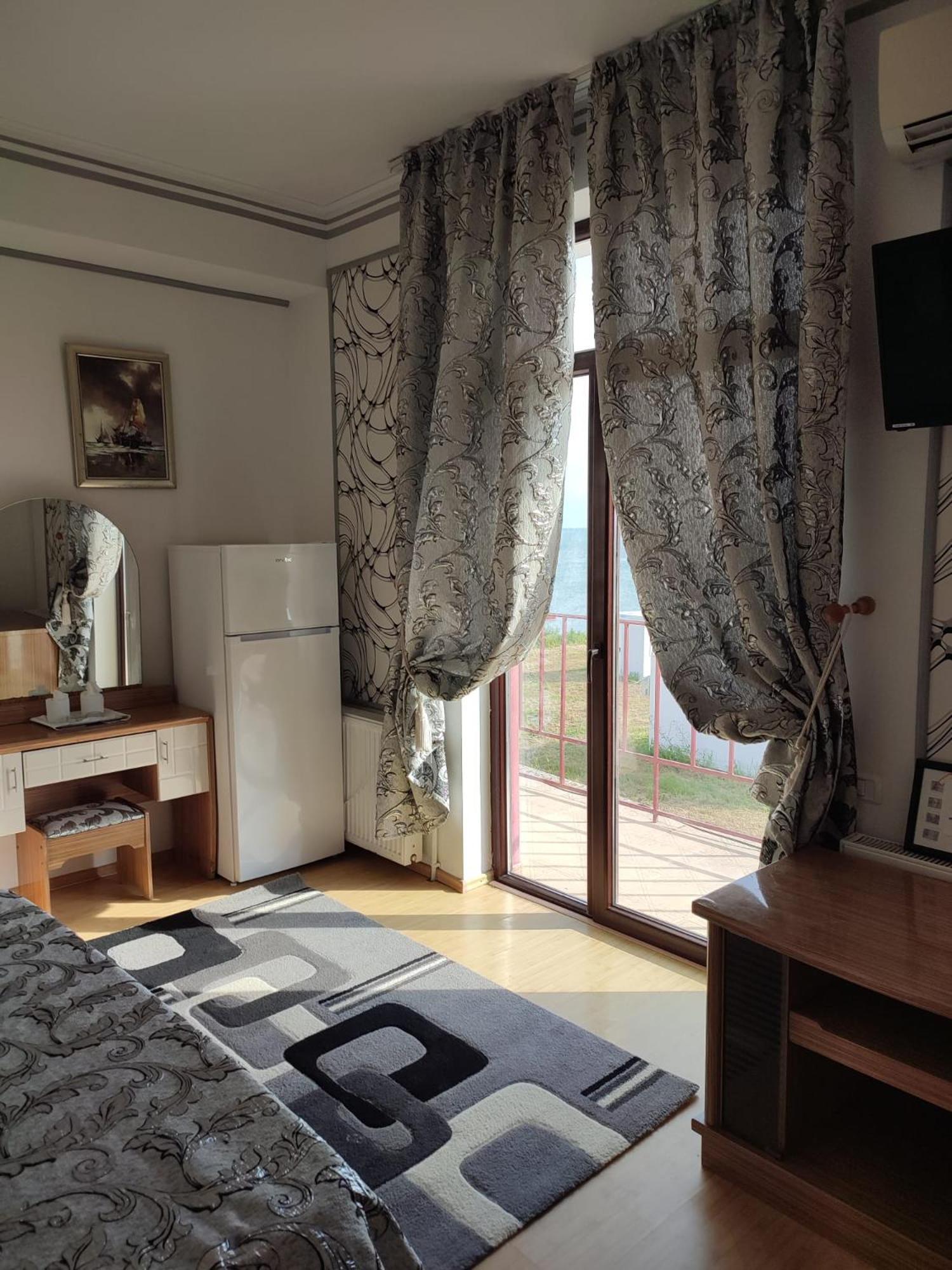 La Celeste Guest house *